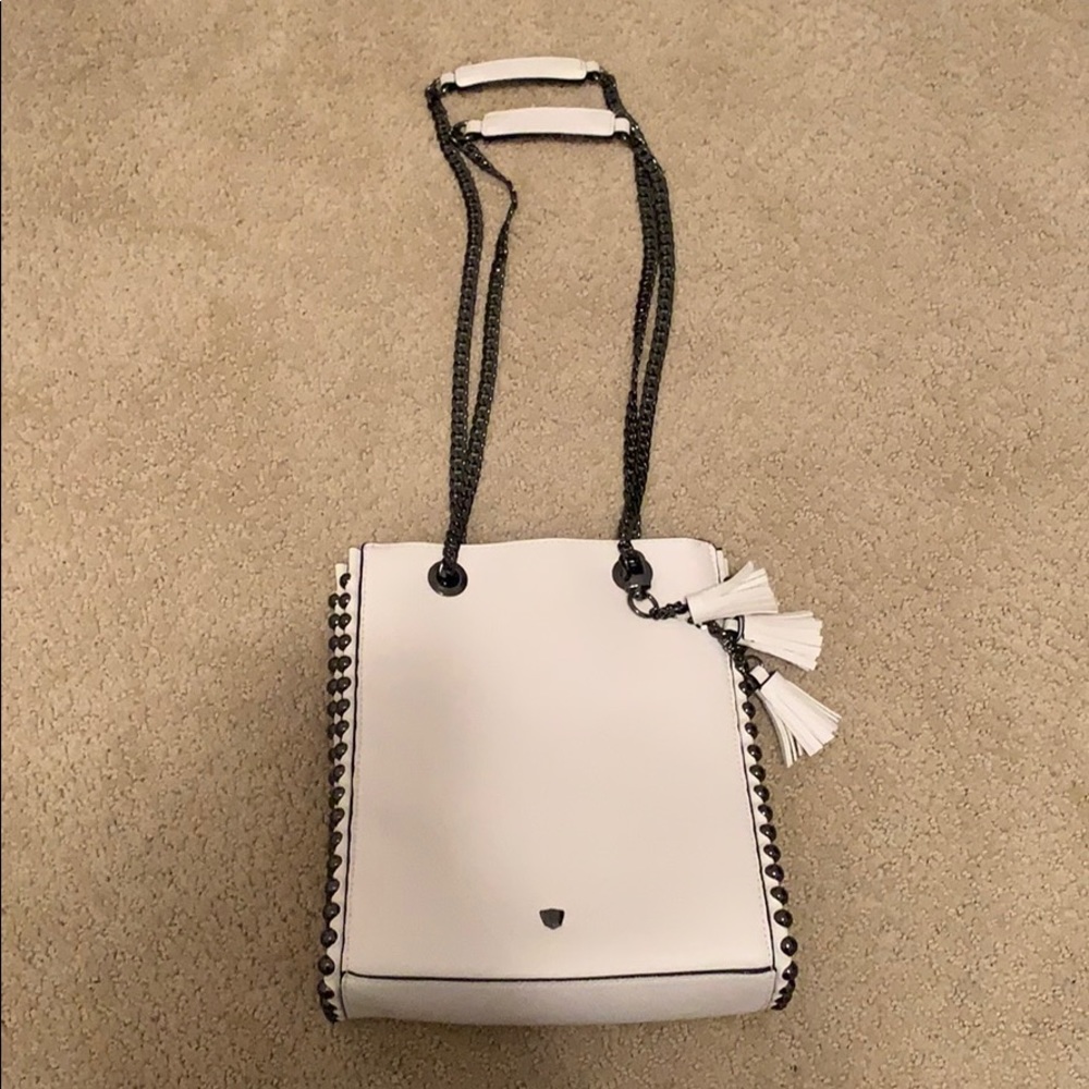 Gianni Bini white purse